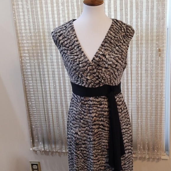 Maggy London Dresses & Skirts - Extremely nice dress